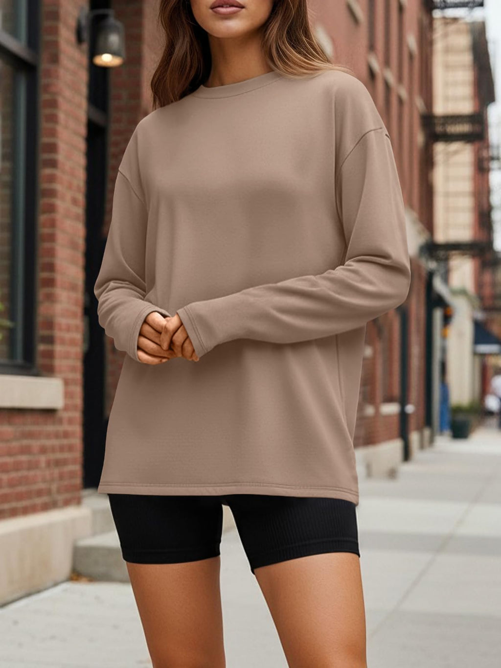 Trendy Queen Womens Oversized Long Sleeve T Shirts 2025 Basic Crewneck Tee Fall Tops Casual Workout Y2K Clothes Khaki M